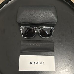 ***AUTHENTIC*** BALENCIAGA BB0212S Sunglasses